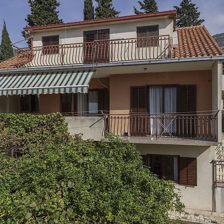 Apartmani Jordana Комижа Экстерьер фото