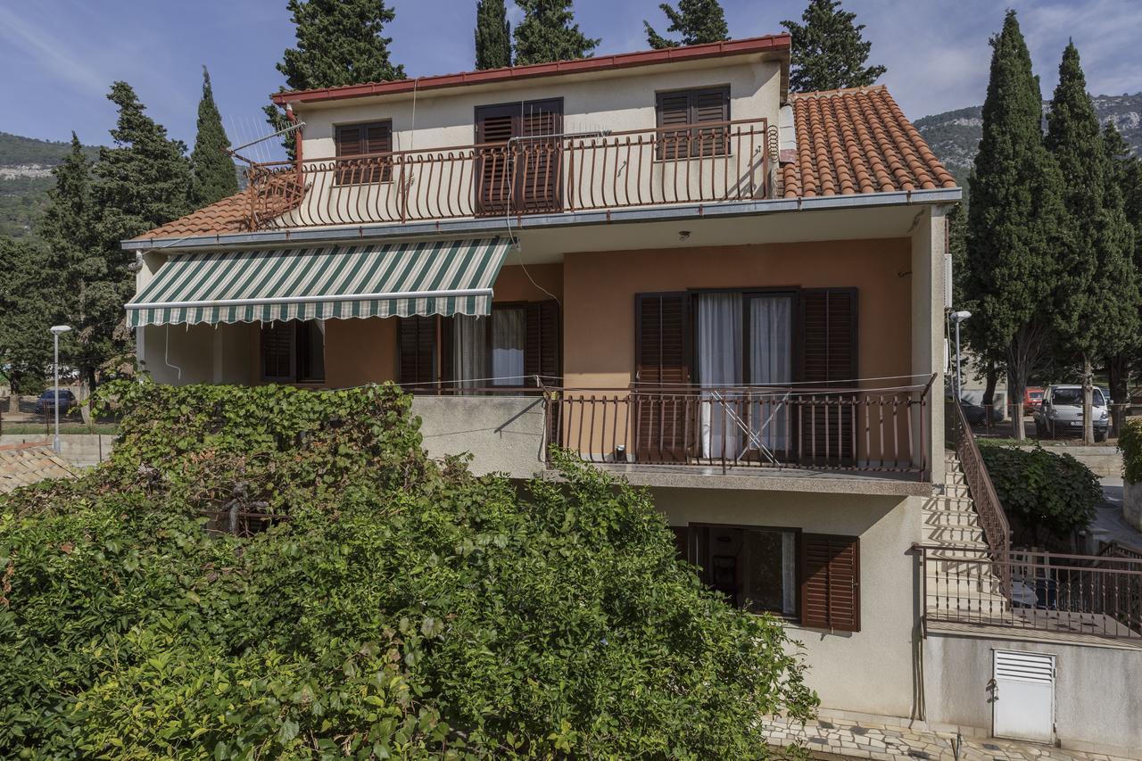 Apartmani Jordana Комижа Экстерьер фото